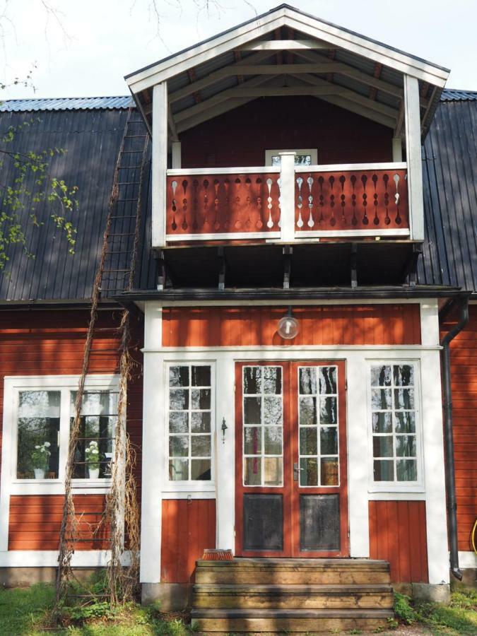 Orsastuguthyrning-Kyrkbyn Villa Exterior foto